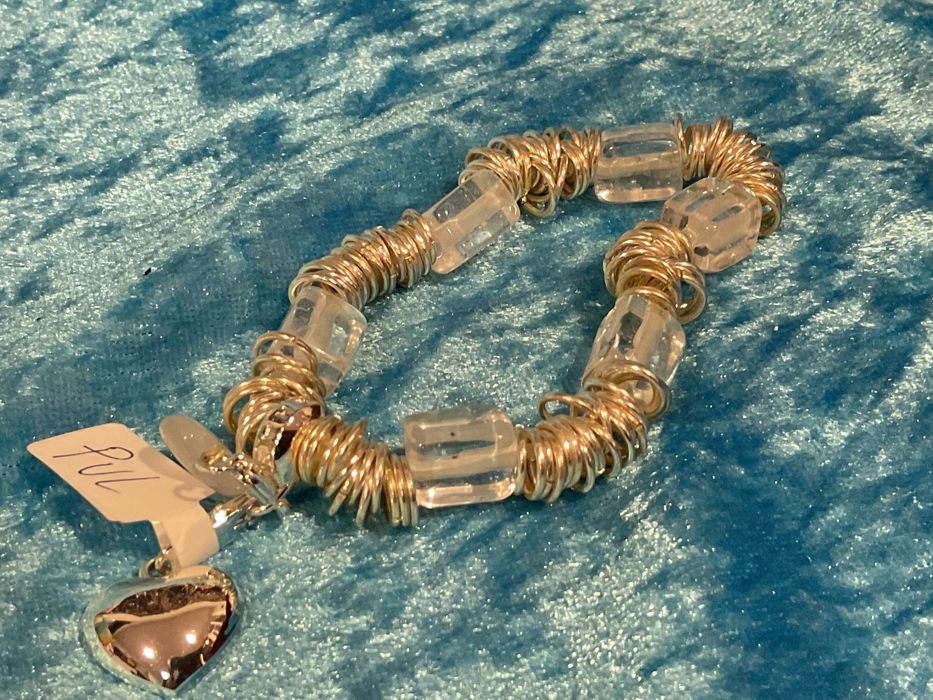 Pulseira metal branco pedras em vidro  anúncios abaixo