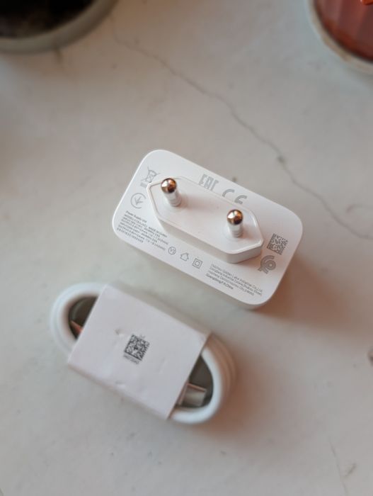 Продам НОВИЙ Швидкісний зарядний пристрій Realme 100W, OnePlus,Oppo.