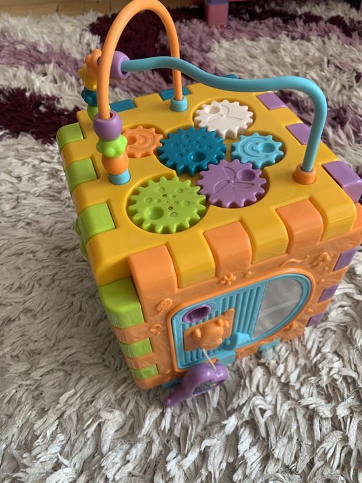 Дитячі іграшки, куб сортер музичний