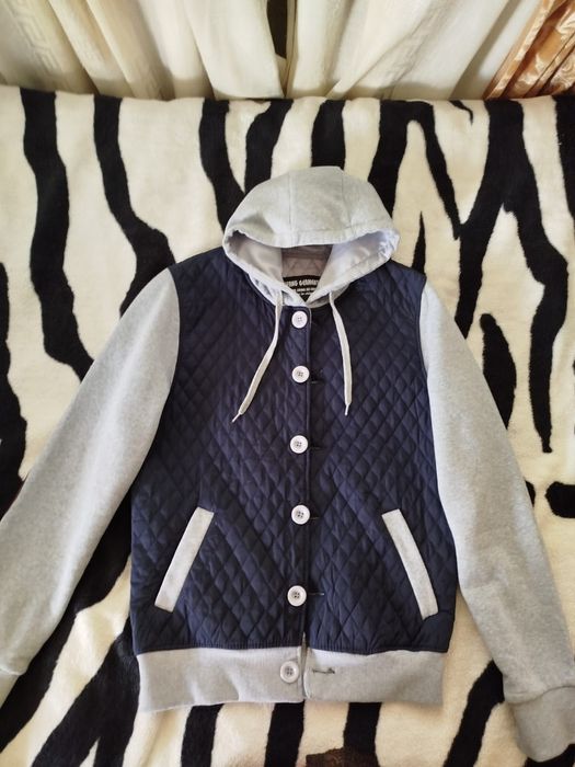 Продам  мужскую утеплённую кофту