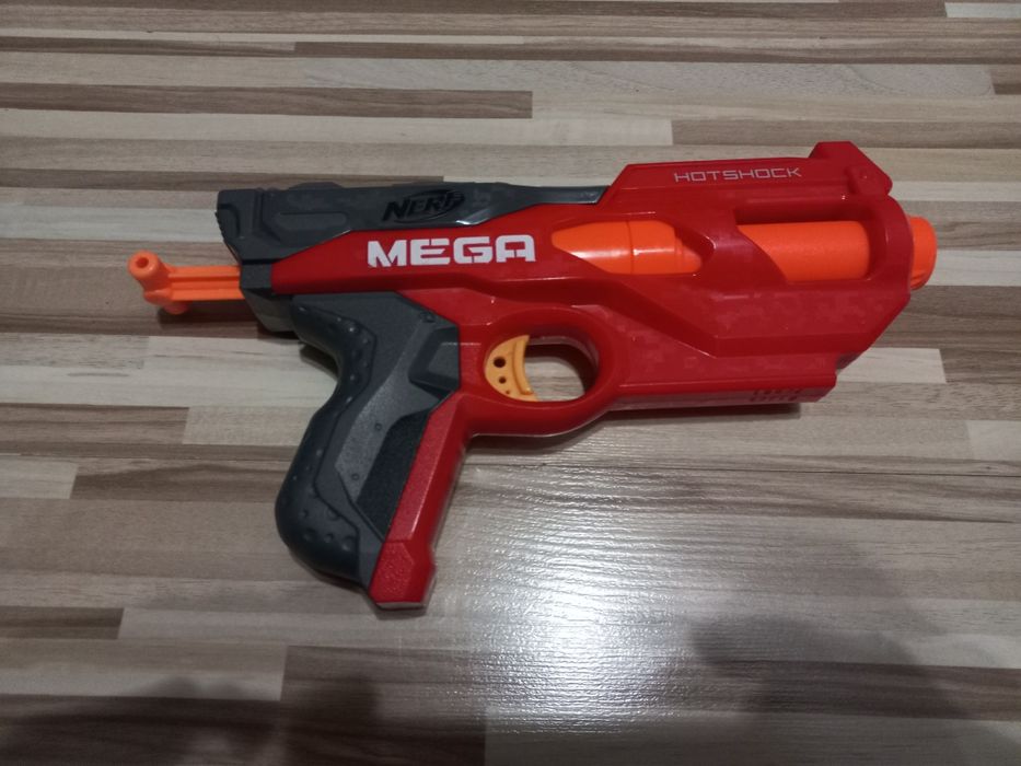 Zestaw 2x Nerf Mega + strzałki