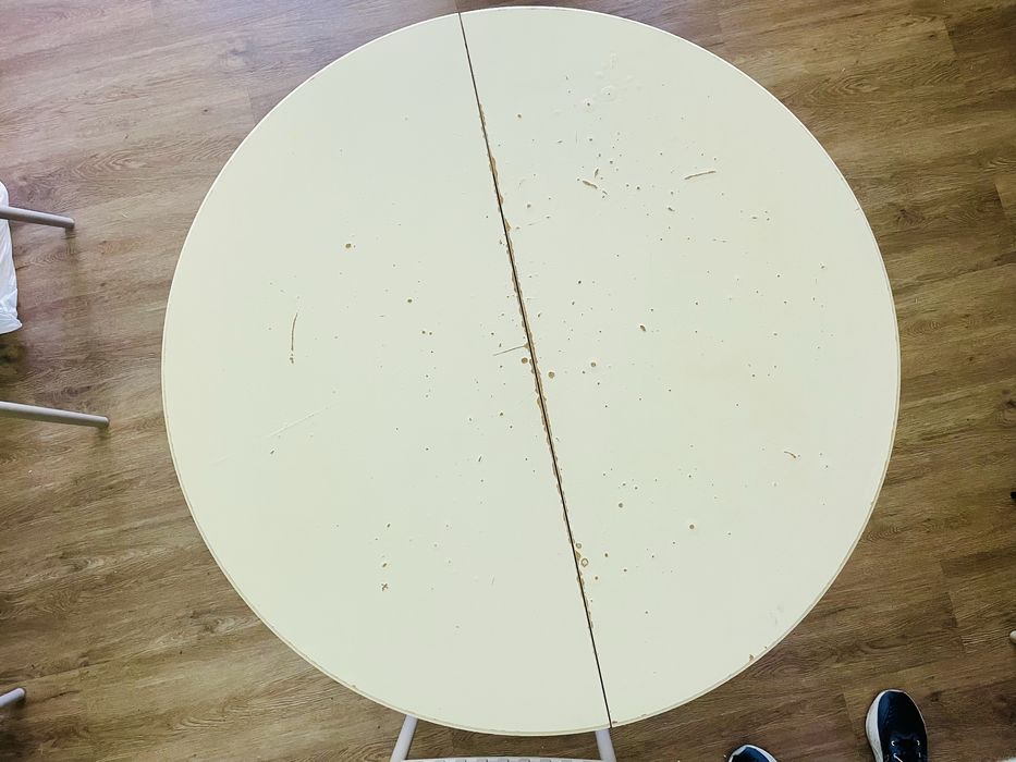 Mesa redonda extensível da IKEA