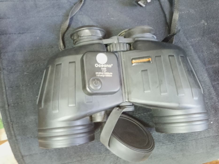 Продам на запчастини бінокль Celestron Oceana