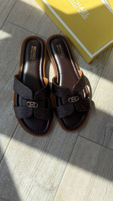 Шльопанці Michael Kors  кос  босоніжки тапочки
