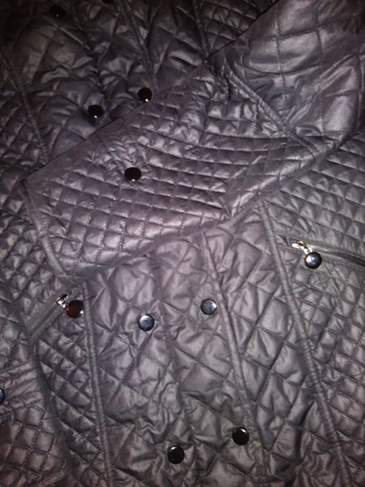 Kurtka czarna pikowana damska