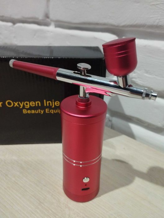 Аэрограф с компрессором , цифровой дисплей, шланг.