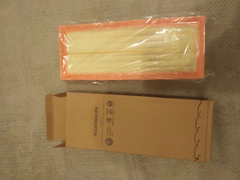 Повітряний фільтр Фольксваген 1K0129620D
