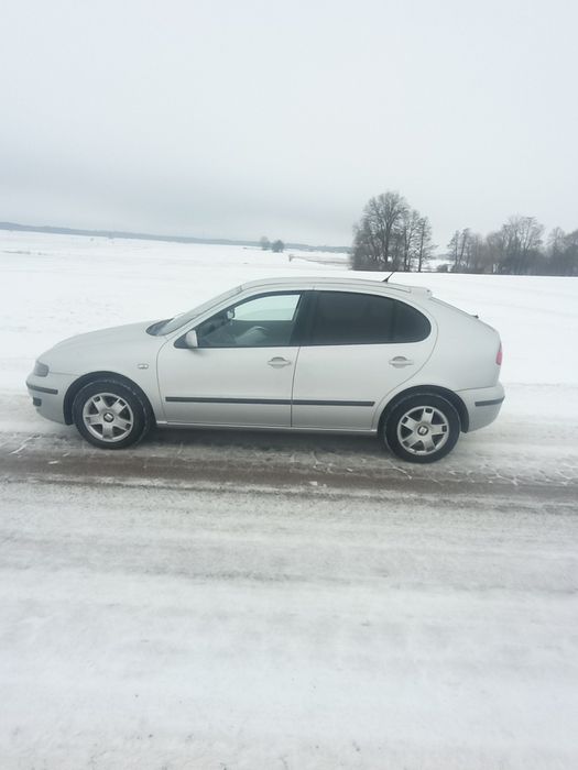 Seat Leon 1.4.   .