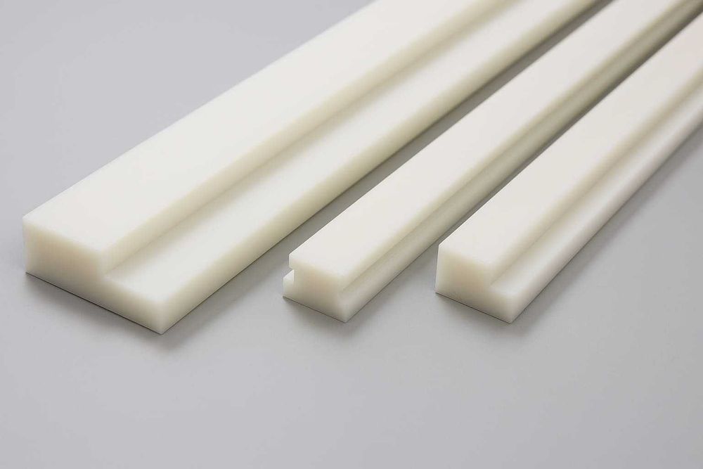 Капролон Поліамід ПА-6 білий і графітонаповнений