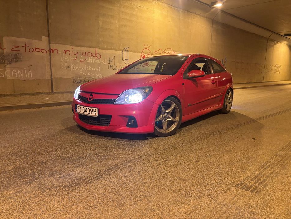 Opel Astra Opel Astra H GTC OPC Line 2.0T