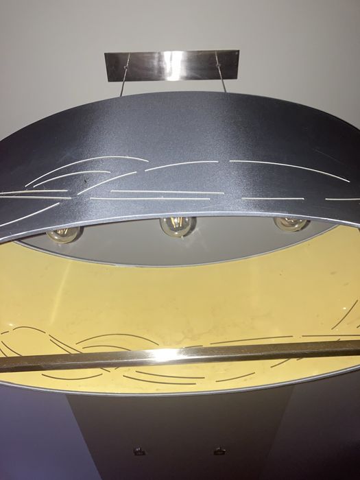 Duza lampa wiszaca