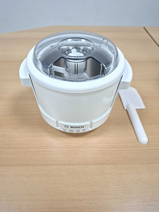 Bosch Maszynka do Lodów Przystawka Robota Kuchennego Serii 4 MUZ5EB2