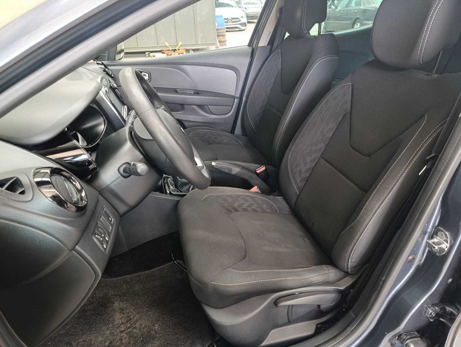 RENAULT CLIO tce limited