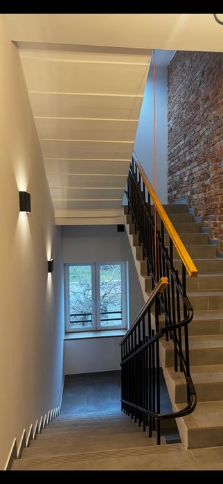 Sprzedam nowe poręcze drewniane sosna