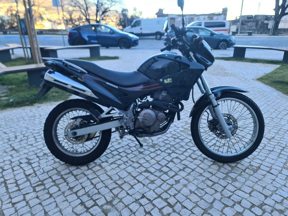 Vendo Mota Honda 400