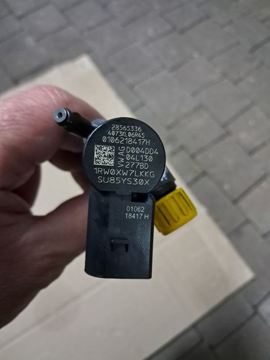 Форсунка 28565337  04L130277BD  04l130277AN