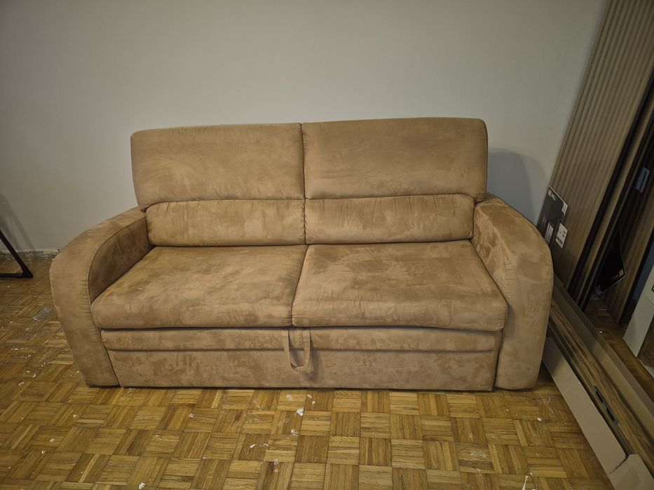 Sofa z funkcją spania.