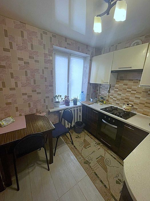 Продается 2-комнатная квартира.