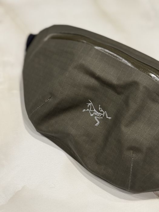 Сумка Бананка Arc’teryx Granville Crossbody оригінал оригинал су — zdjęcie 4
