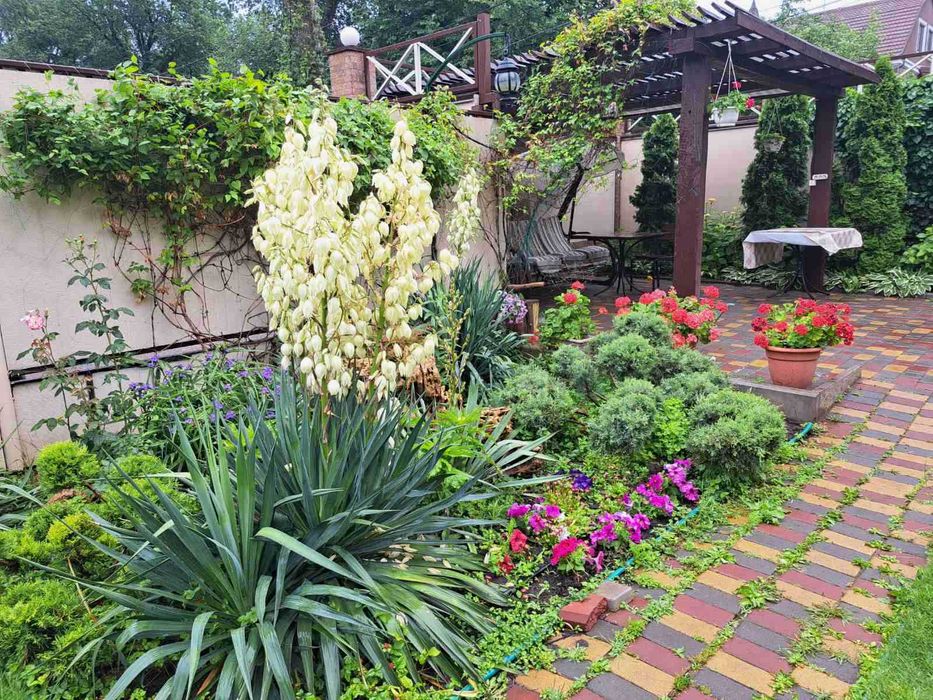 Квартира подобово в Київському районі, бомбосховища, парковка