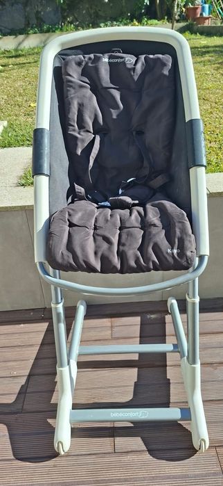 Cadeira e berço de bebé