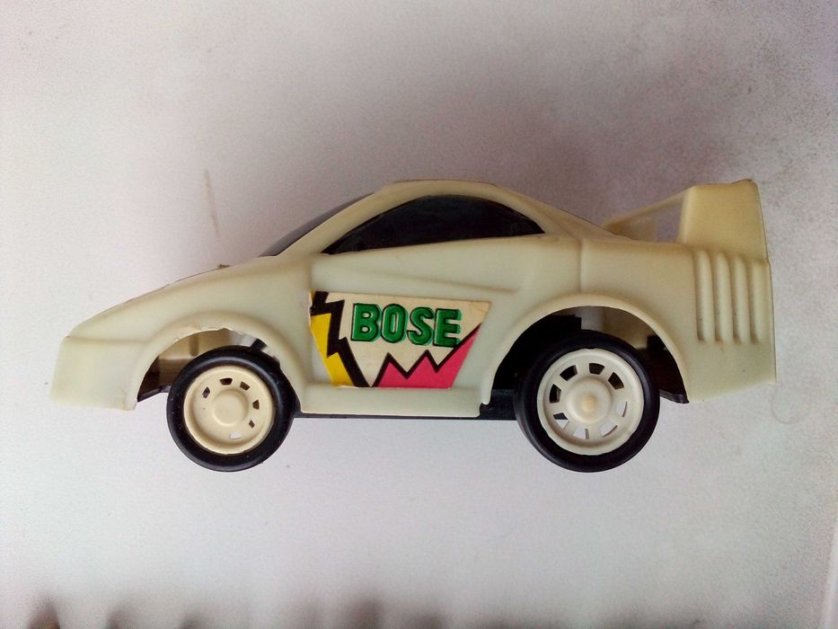 машинки СССР и импортные (12 штук) можно по отдельности