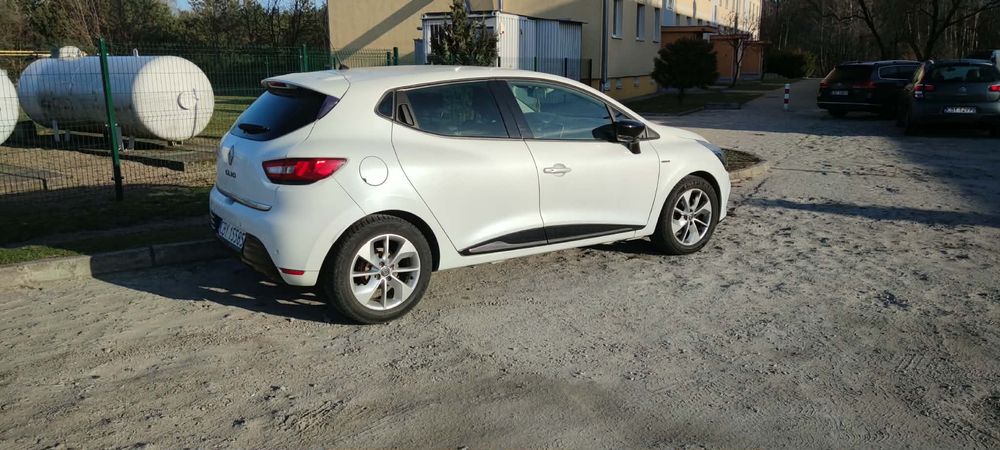 Renault Clio IV Limited 2016