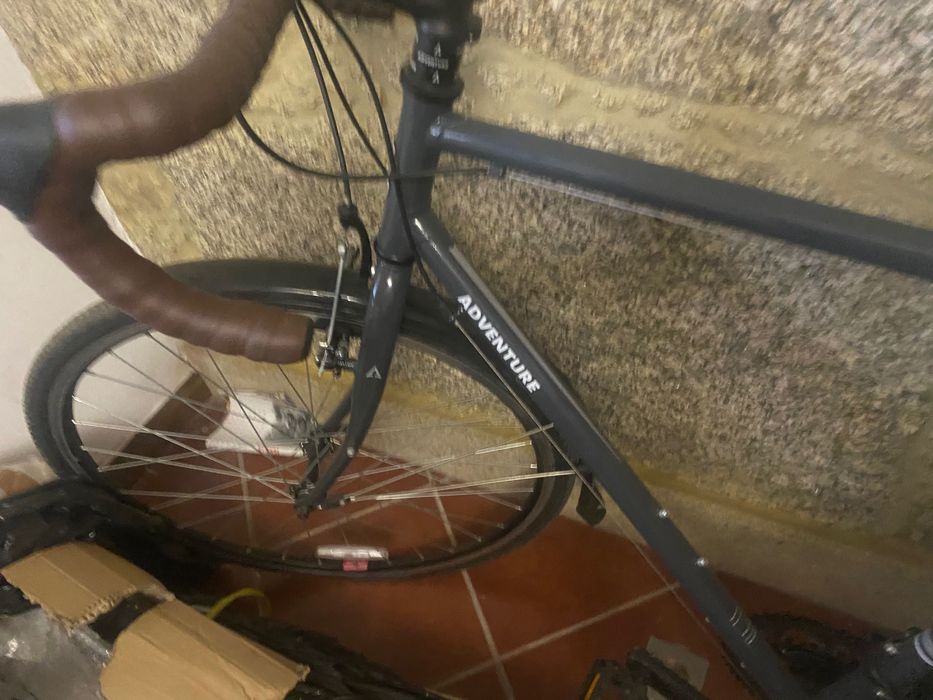 Bicicleta de passeio adventure