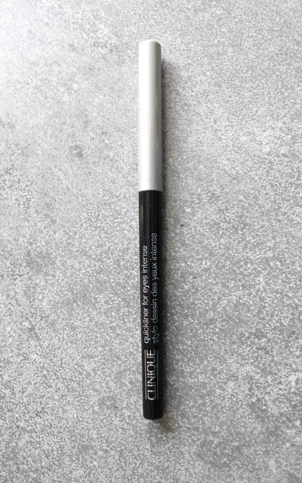 Okazja Clinique quickliner eyeliner for eyes Intense Black 01 kredka do oczu + gratis