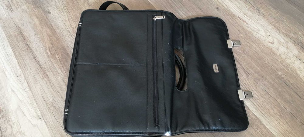 Teczka aktówka listonoszka na ramię Pierre