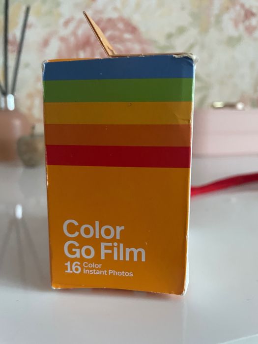 Фотоапарат POLAROID Go Gen 2 White  +фотопапір кольоровий, 16 фото