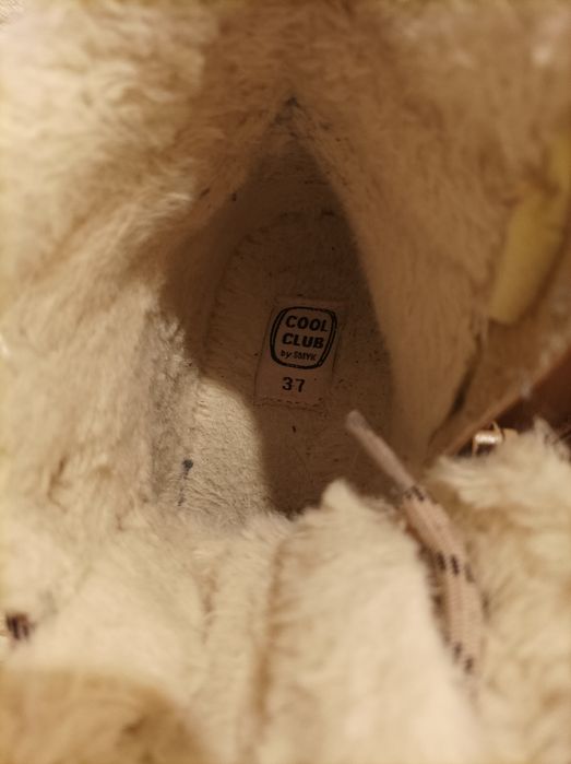 Trzewiki dziewczęce