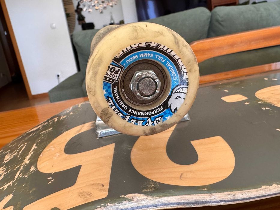 Skateboard, deck Screw 8.25, independent tracks 144, wheels Spitfire Formula 4 conical full, bearing independent