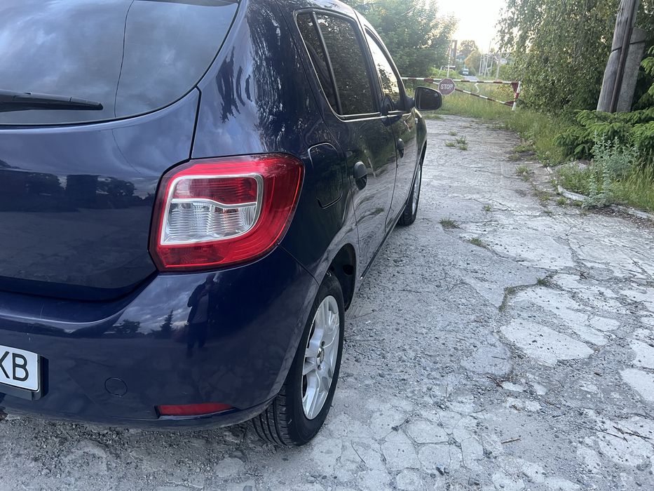Дачія Sandero  бензин газ