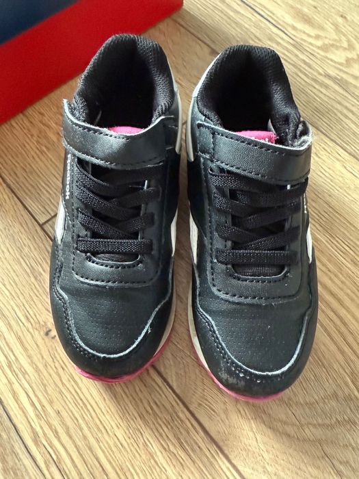 Adidasy dla dziewczynki