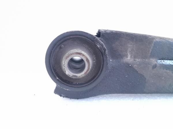 Braço de suspensão trás esquerdo KIA Ceed (ED)