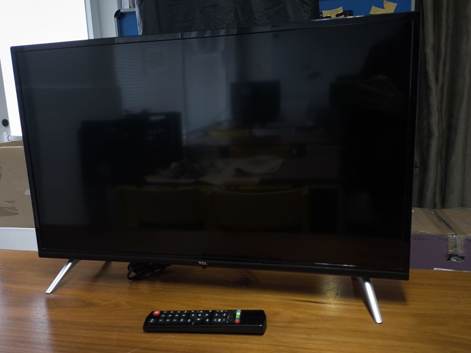 TV TCL 32D4300 (LED - 32'' HD)