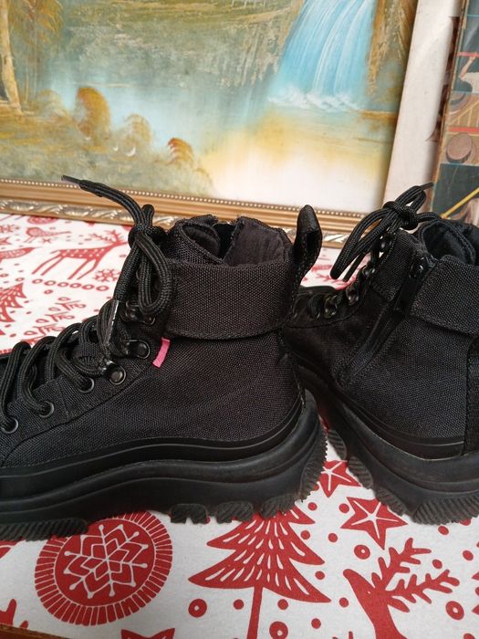 botas menina Zara 35