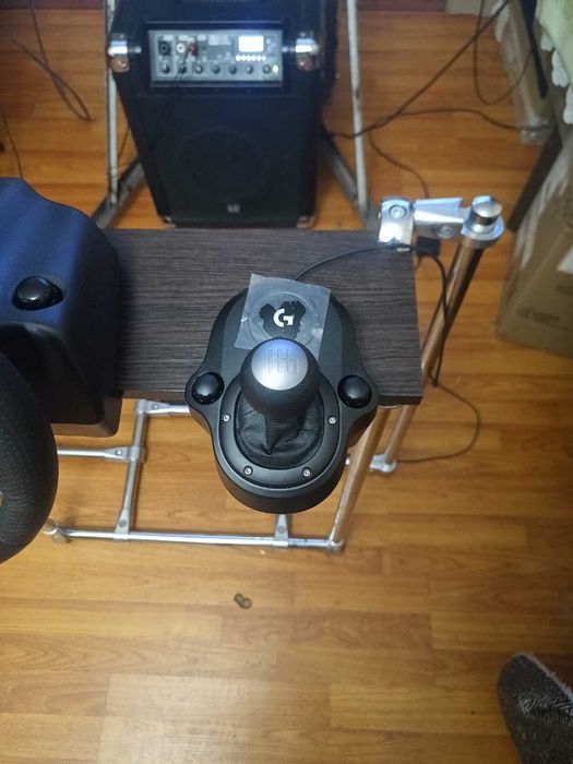 Ігрове кермо Logitech G29 + шифтер + кокпіт