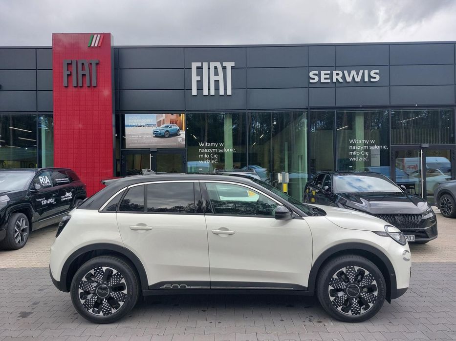 Fiat 600 Fiat 600 Hybrid La Prima 1.2 145 KM