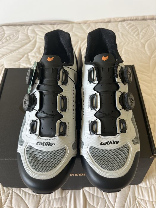 Sapatos Catlike Mixino XC1 Carbon – Novos – Tamanho 41