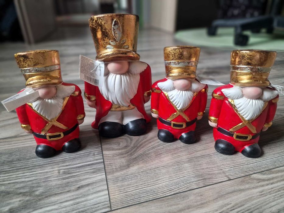 Dziadek do orzechów figurka bożonarodzeniowa mikołaj ceramiczna