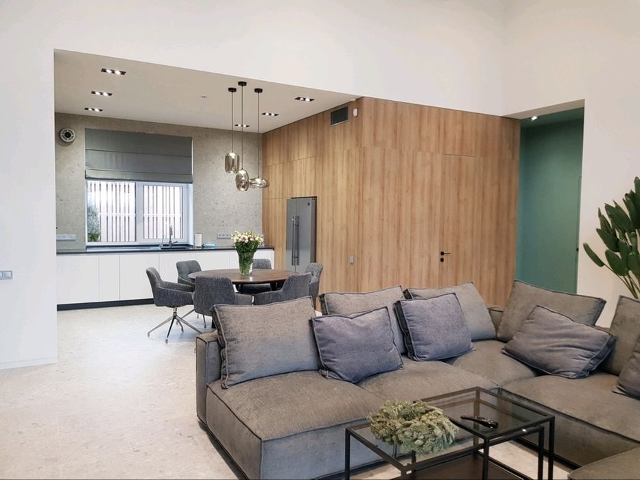 Продам дом с ремонтом «4 HOUSEs» Новоалександровка