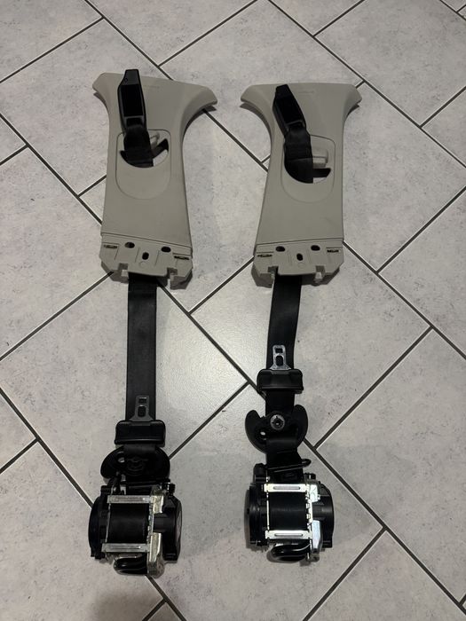 Pasy bezpieczeństwa pas lewy prawy Renault Megane Talisman Komplet 631437400