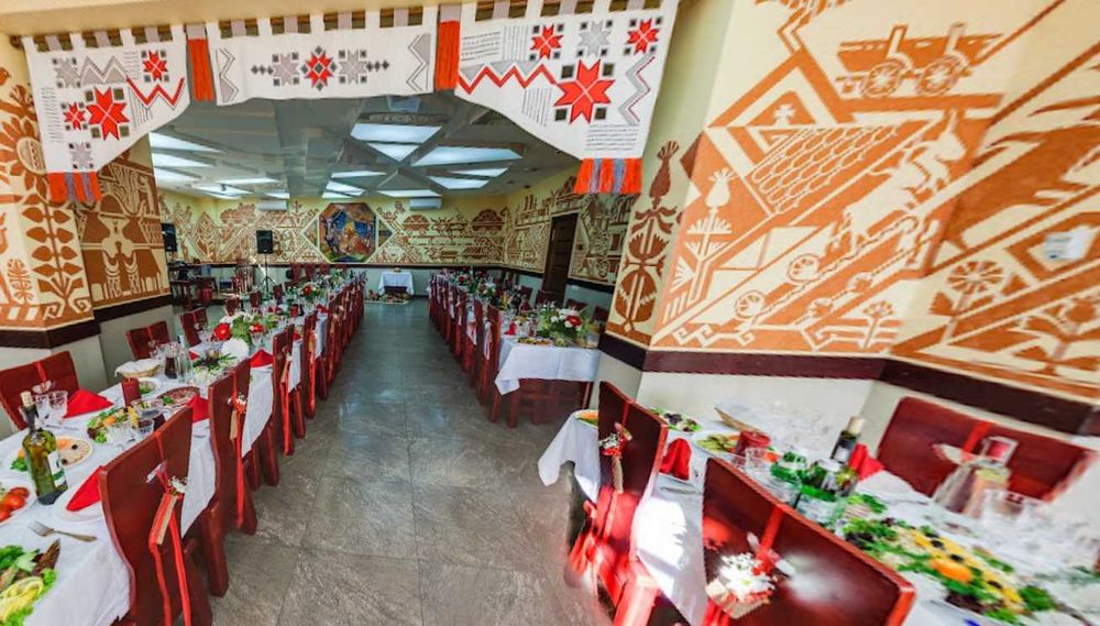 Продамо приміщення 685 кв.м. в центрі Черкас, бувший ресторан