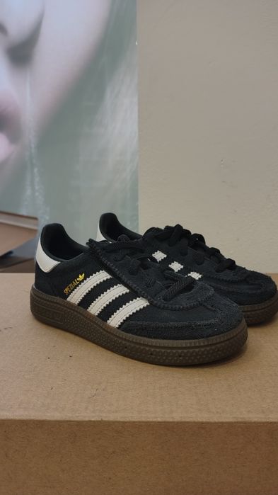 Dziecięce Adidas spezial rozmiar 24