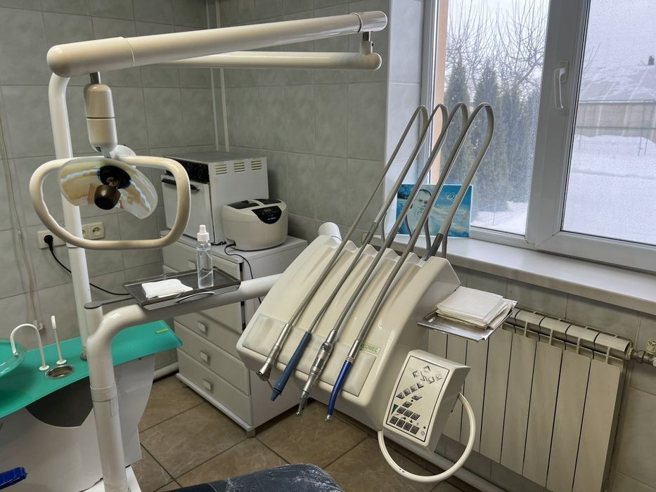 Продам стоматологічну установку