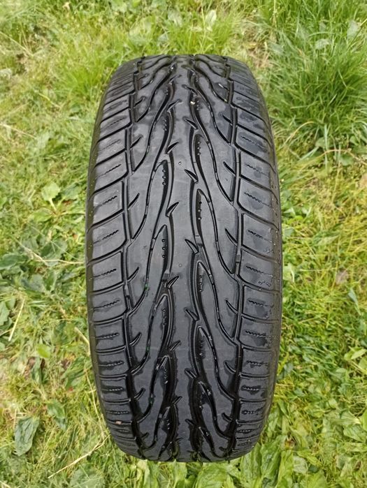 Шини toyo proxes st2 225 60 r17 99v