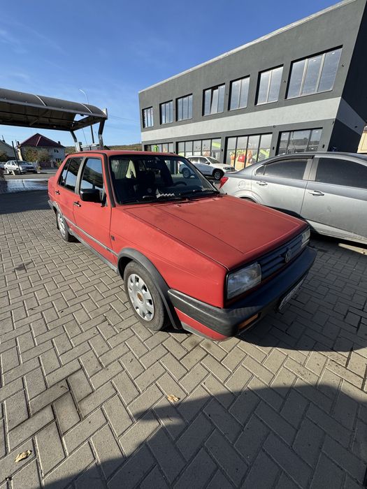 Машина volkswagen jetta 1990