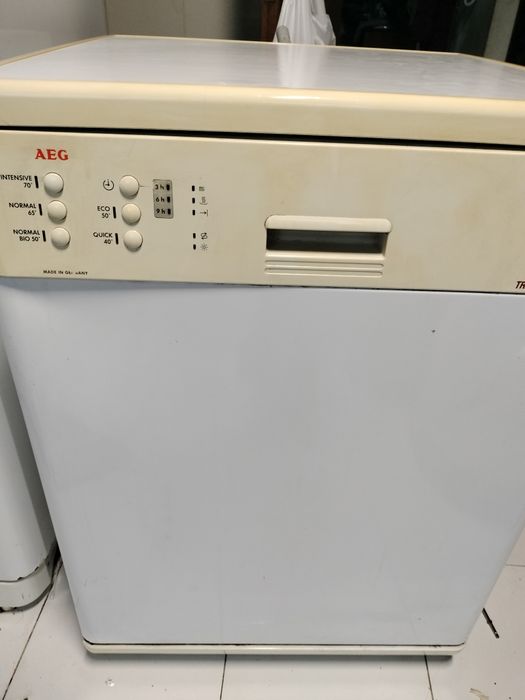 Máquina de lavar loiça AEG